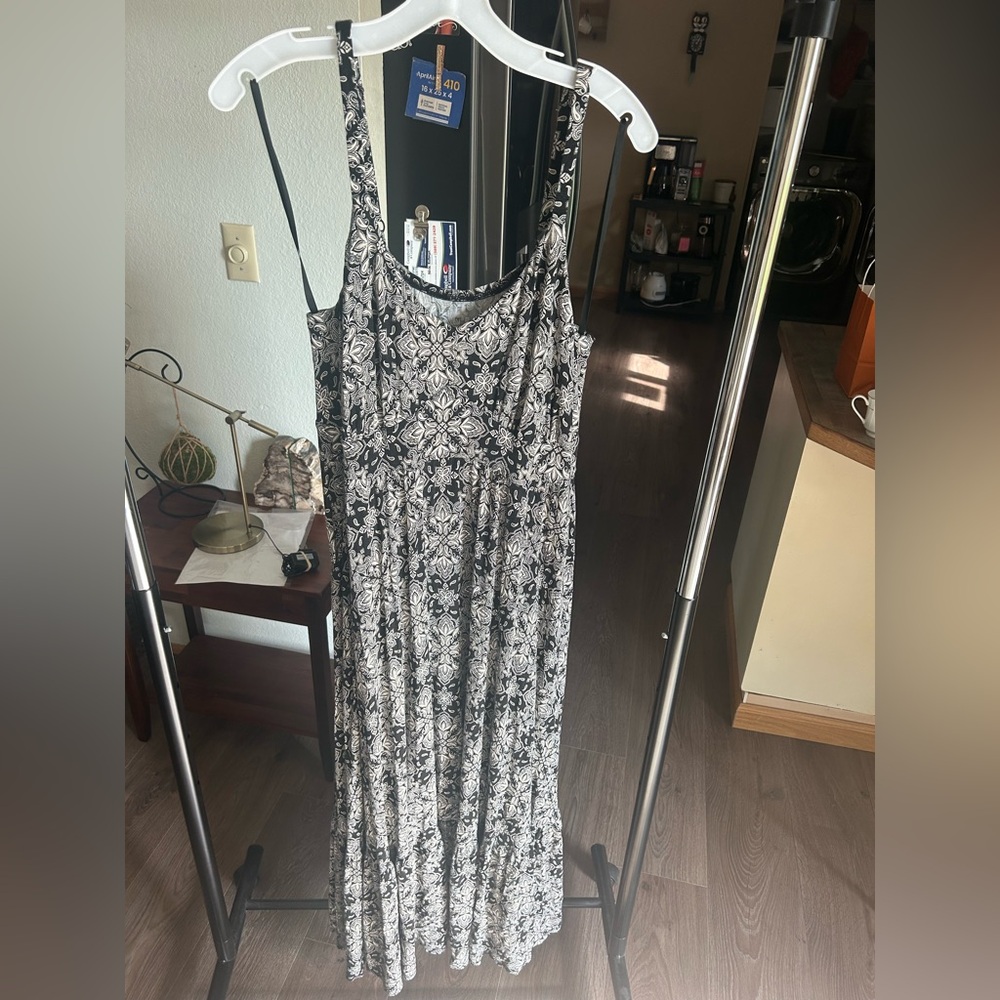 Torrid Monochrome Floral Maxi Dress